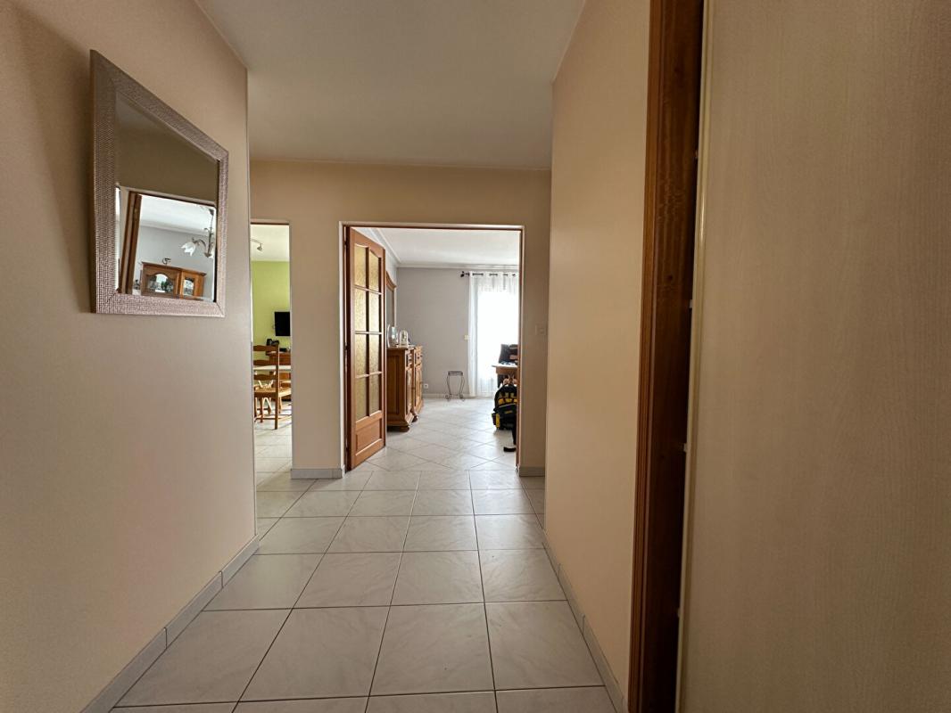 SAINTE-LUCE-SUR-LOIRE Maison Sainte Luce Sur Loire 4 pièce(s) 87 m2 3