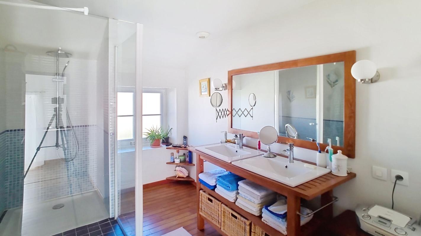 SAINT-MAURICE-LA-CLOUERE Saint Maurice La Clouère - Propriété de charme en pierre - 219 m² - 6 chambres - 1,38 hectare 12