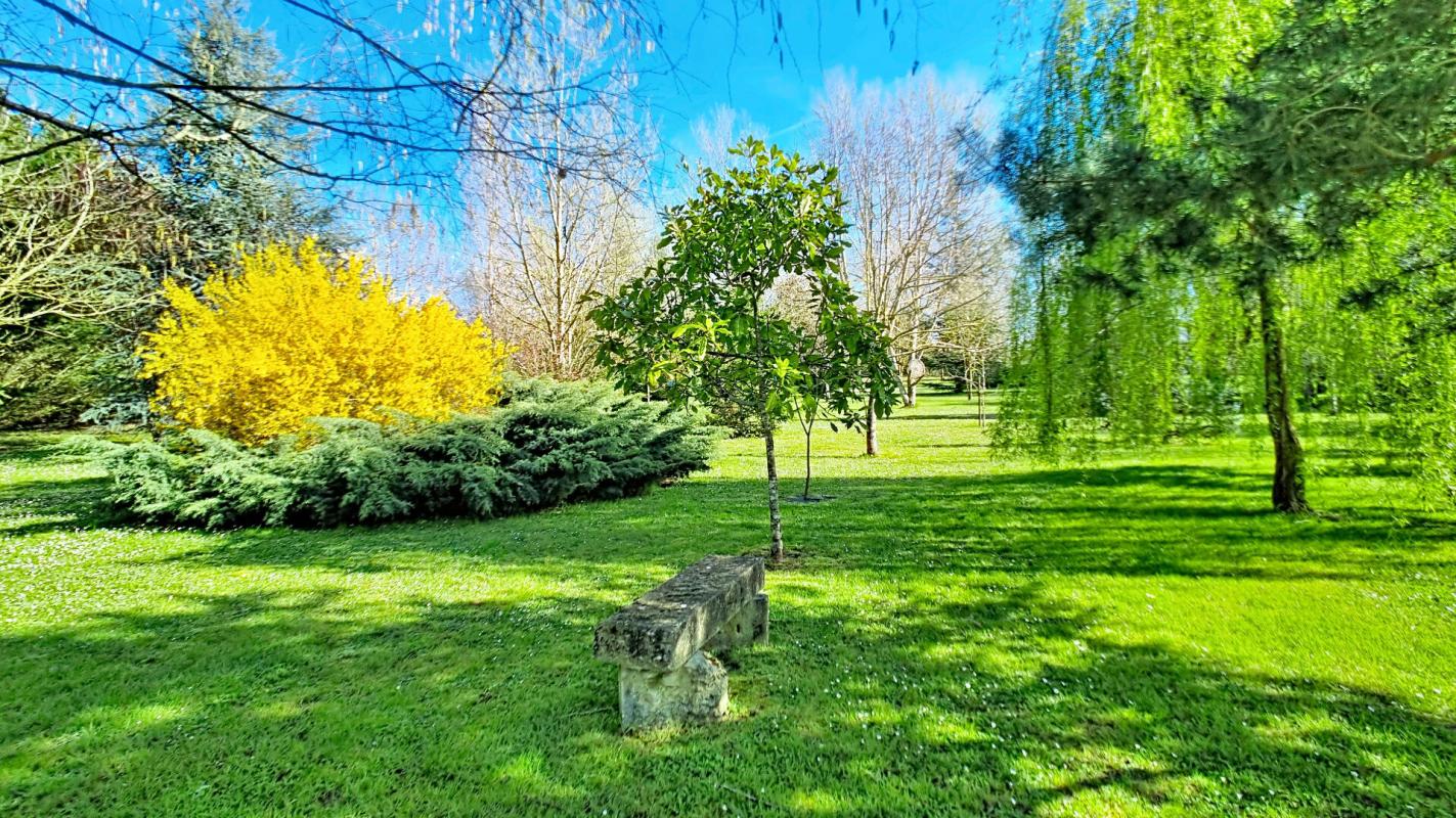 SAINT-MAURICE-LA-CLOUERE Saint Maurice La Clouère - Propriété de charme en pierre - 219 m² - 6 chambres - 1,38 hectare 18