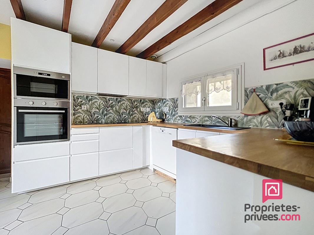 SAINT-COSME-EN-VAIRAIS St-Cosme-en-Verrais, belle longère rénovée de 160 m2 sur parc arboré 5