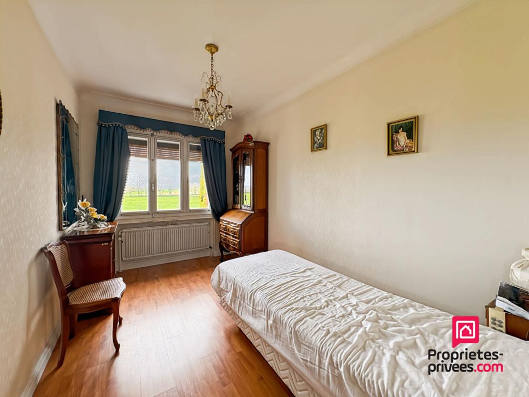 ROUVRAY Maison cossue Rouvray avec verger et grande dépendance 6