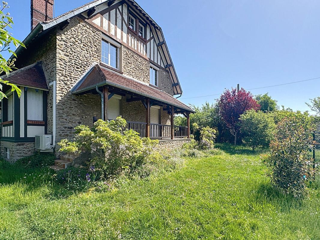 BOUSSY-SAINT-ANTOINE Maison d'architecte pleine de charme (1928) Aucun travaux, jardin et sous-sol 17