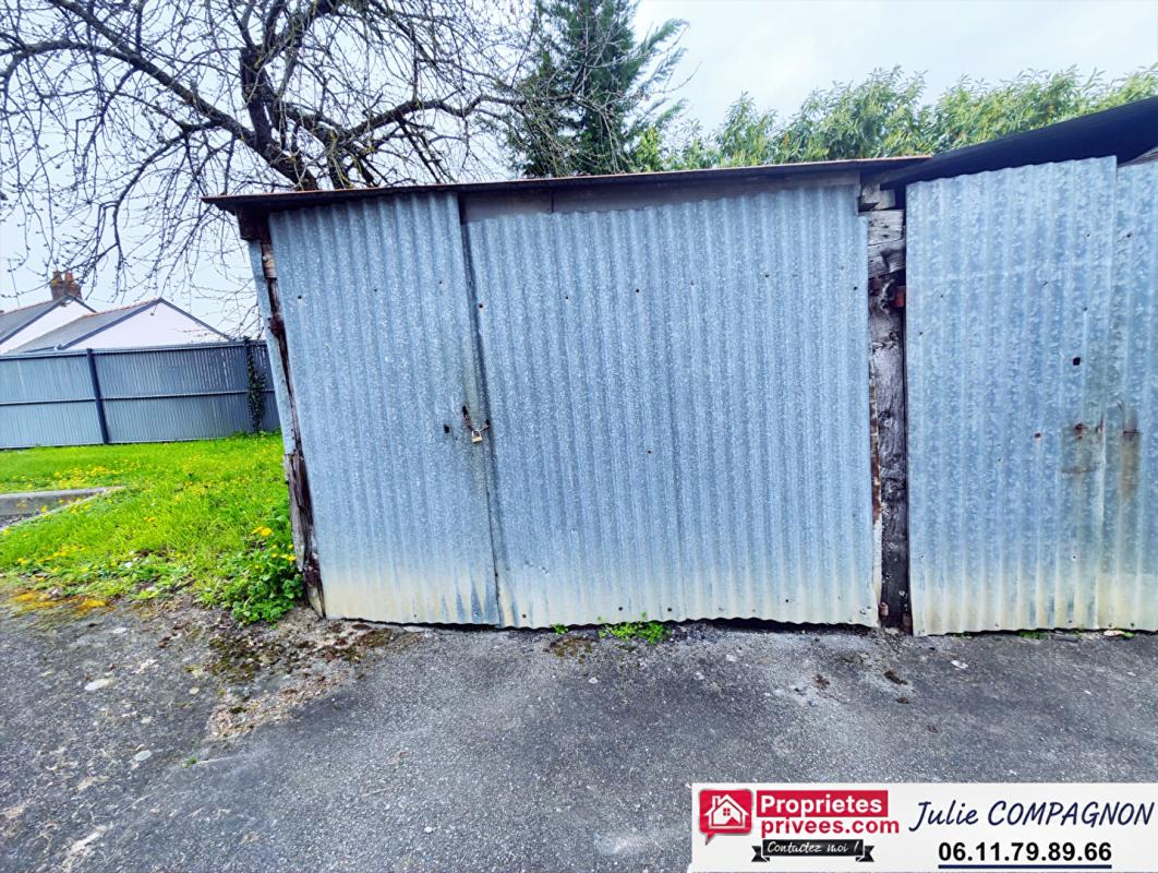 MAUMUSSON Maison 1 chambre 42 m²  garage jardin et grenier aménageable 16