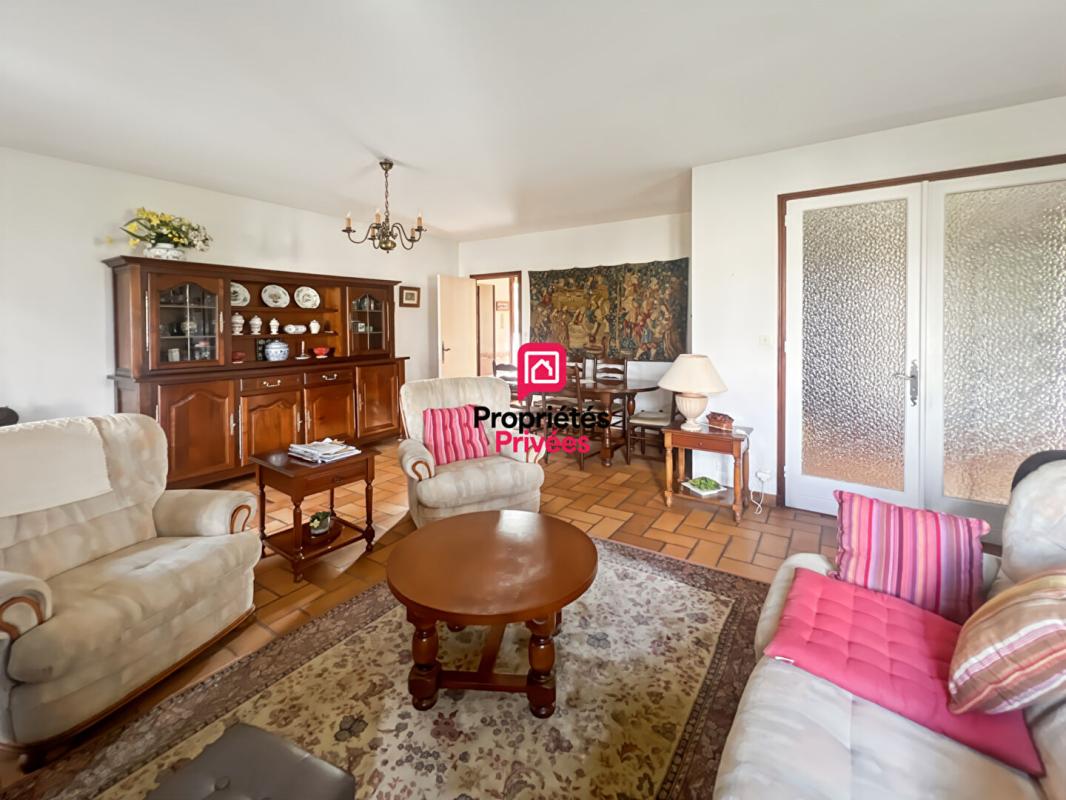 AUROS Maison de plain-pied - 3 chambres - garage et jardin 4