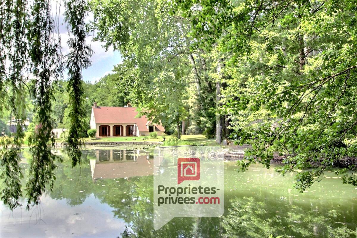 MONTARGIS A 1h30 de PARIS - Charmante MAISON avec ETANG de 5000 m2, édifiée sur plus de 2 Hectares et bordé par une rivière 5