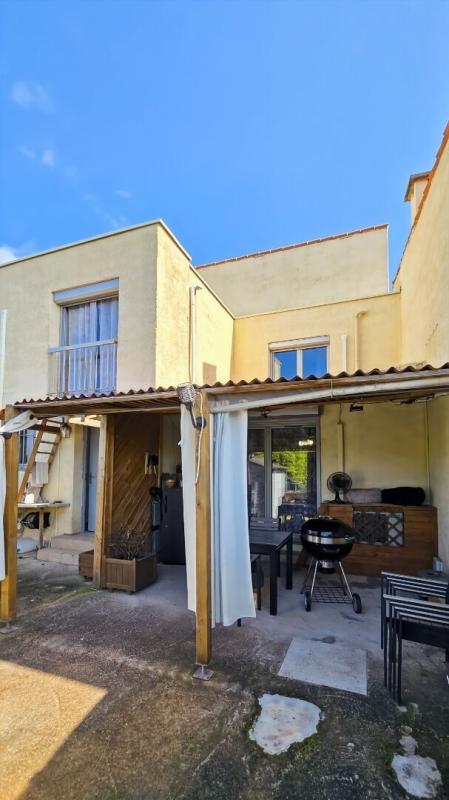 PROPRIANO A saisir à Propriano, appartement  indépendant de type 3 de 73 m2 avec jardinet et vue mer 17