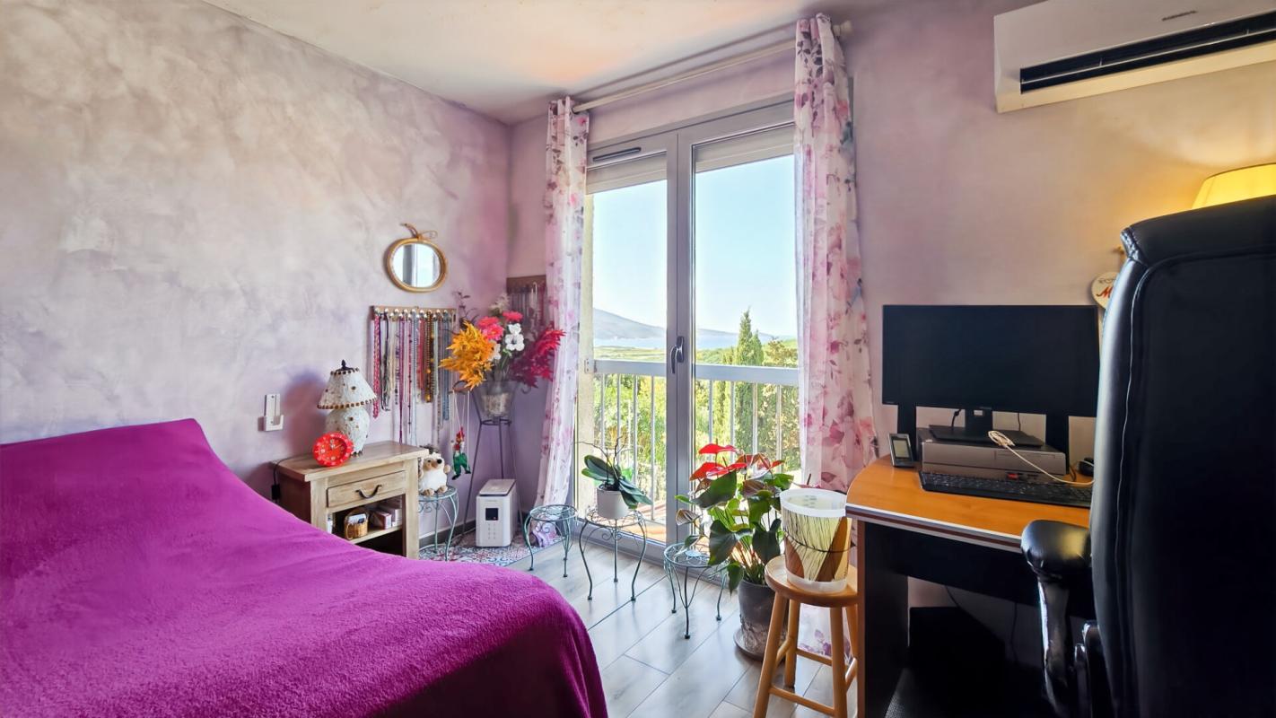 PROPRIANO A saisir à Propriano, appartement  indépendant de type 3 de 73 m2 avec jardinet et vue mer 3