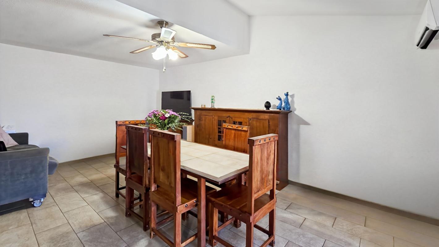 PROPRIANO A saisir à Propriano, appartement  indépendant de type 3 de 73 m2 avec jardinet et vue mer 9