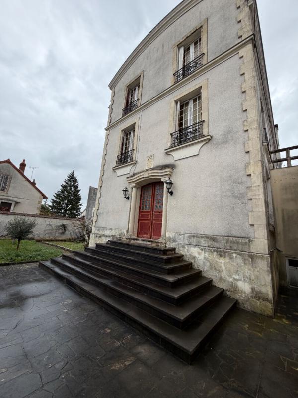 NEVERS Ensemble immobilier proche du centre ville et de l'isat 1