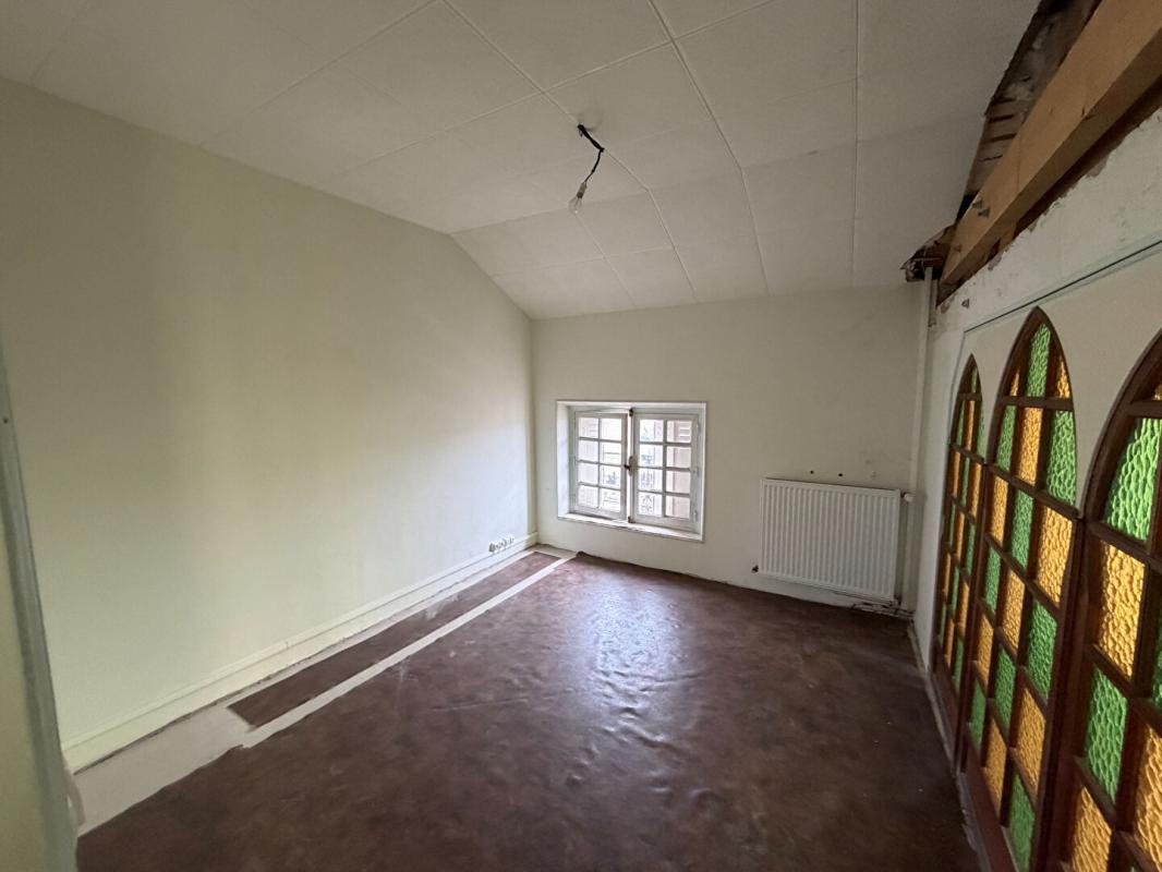 NEVERS Ensemble immobilier proche du centre ville et de l'isat 13