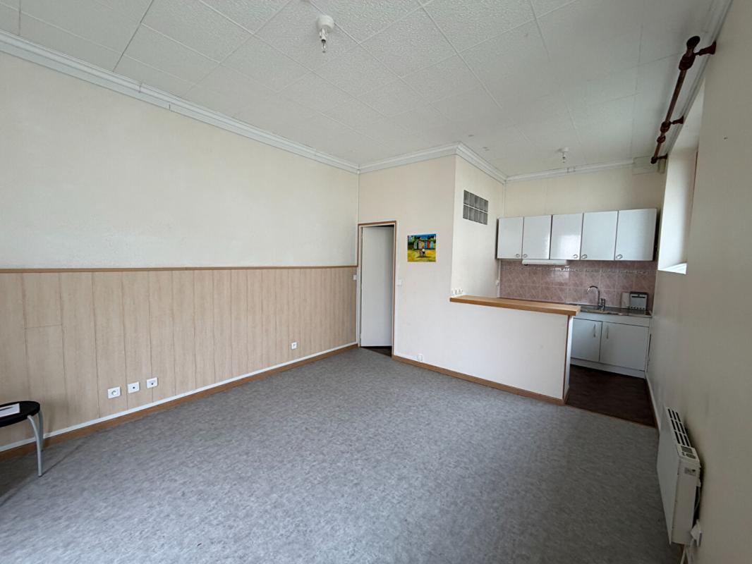 NEVERS Ensemble immobilier proche du centre ville et de l'isat 4