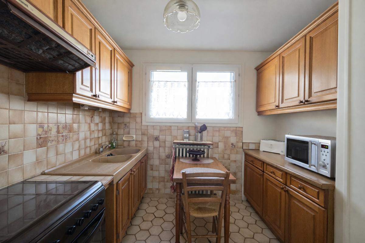 MANTES-LA-VILLE Maison Mantes La Ville 4 pièce(s) 75 m2 5