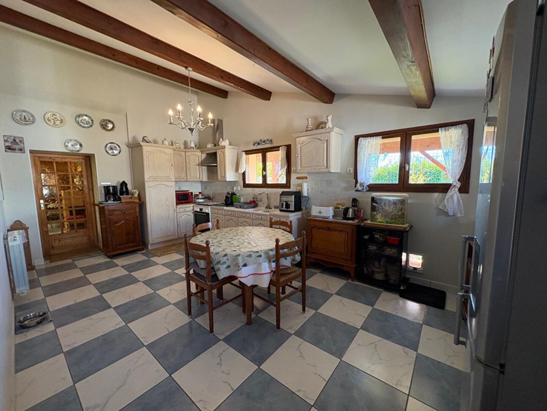 SAINTES EXCLUSIVITE MAISON DE PLAIN PIED 110 M2 2