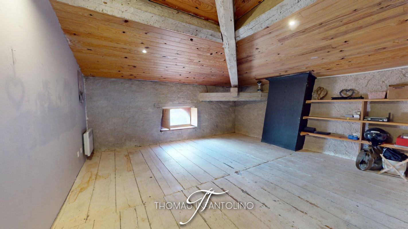 CARCASSONNE EN EXCLUSIVITE - CENTRE VILLE - 3 CHAMBRES - FAIBLE CHARGE - COPROPRIETE BENEVOLE 15