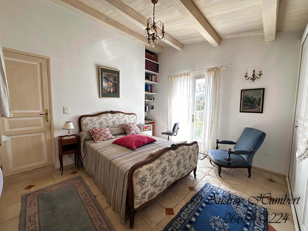 SAINT-MAIME EXCLU, proche FORCALQUIER, Belle MAISON DE VILLAGE de 126 m²  avec terrasses, jardin et cour 13