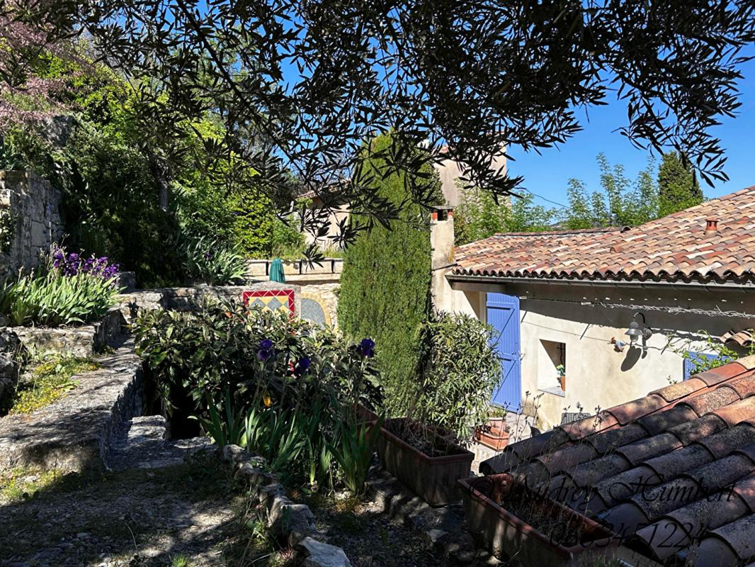 SAINT-MAIME EXCLU, proche FORCALQUIER, Belle MAISON DE VILLAGE de 126 m²  avec terrasses, jardin et cour 17
