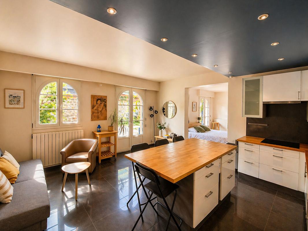 LA GARENNE-COLOMBES Rez-de-jardin avec jardin privatif -Esprit maison -La Garenne-Colombes 1