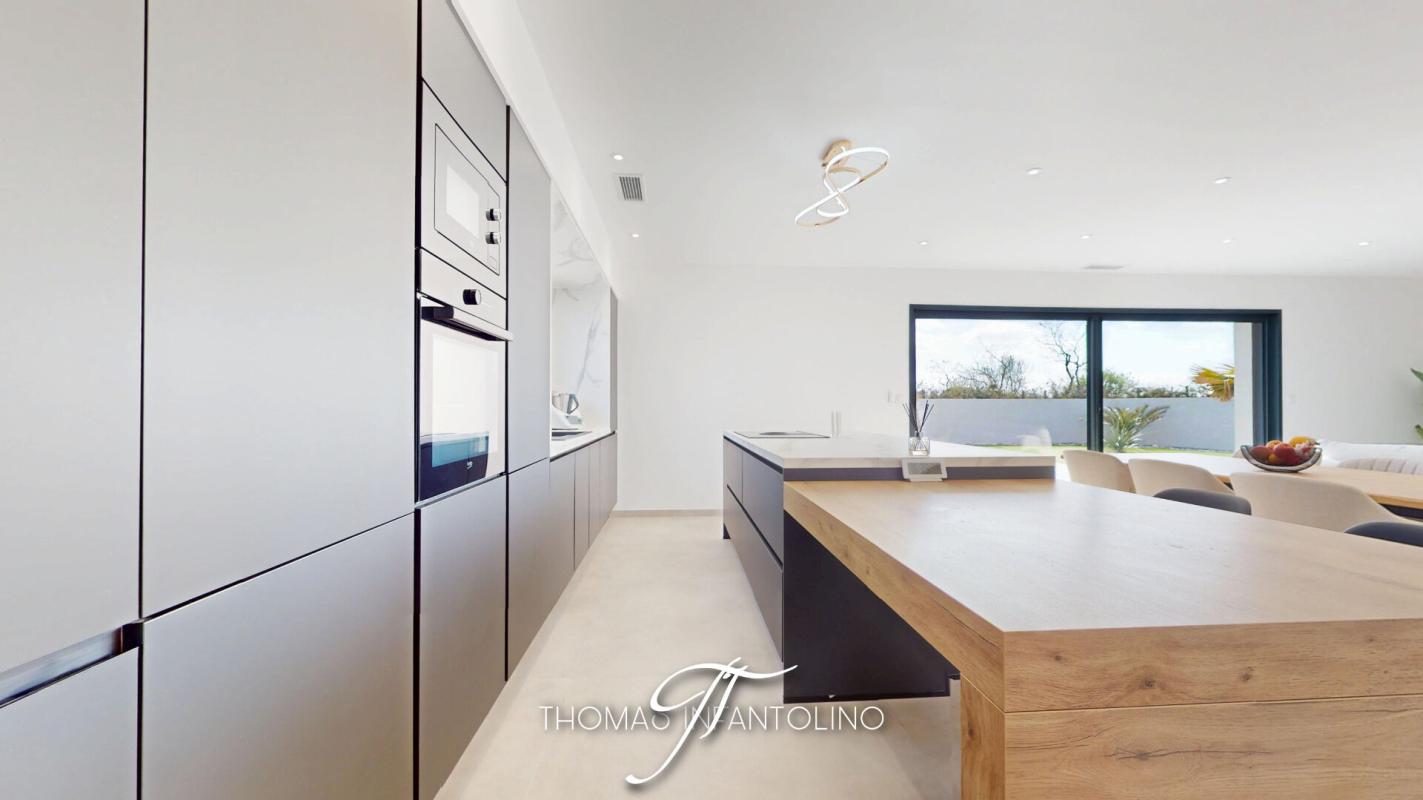 VILLEGAILHENC EN EXCLUSIVITE - PLAIN PIED - 4 CHAMBRES - PISCINE - GARAGE 5