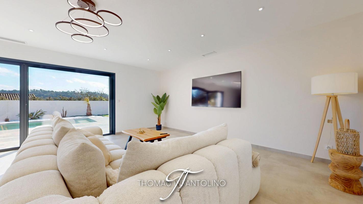 VILLEGAILHENC EN EXCLUSIVITE - PLAIN PIED - 4 CHAMBRES - PISCINE - GARAGE 9