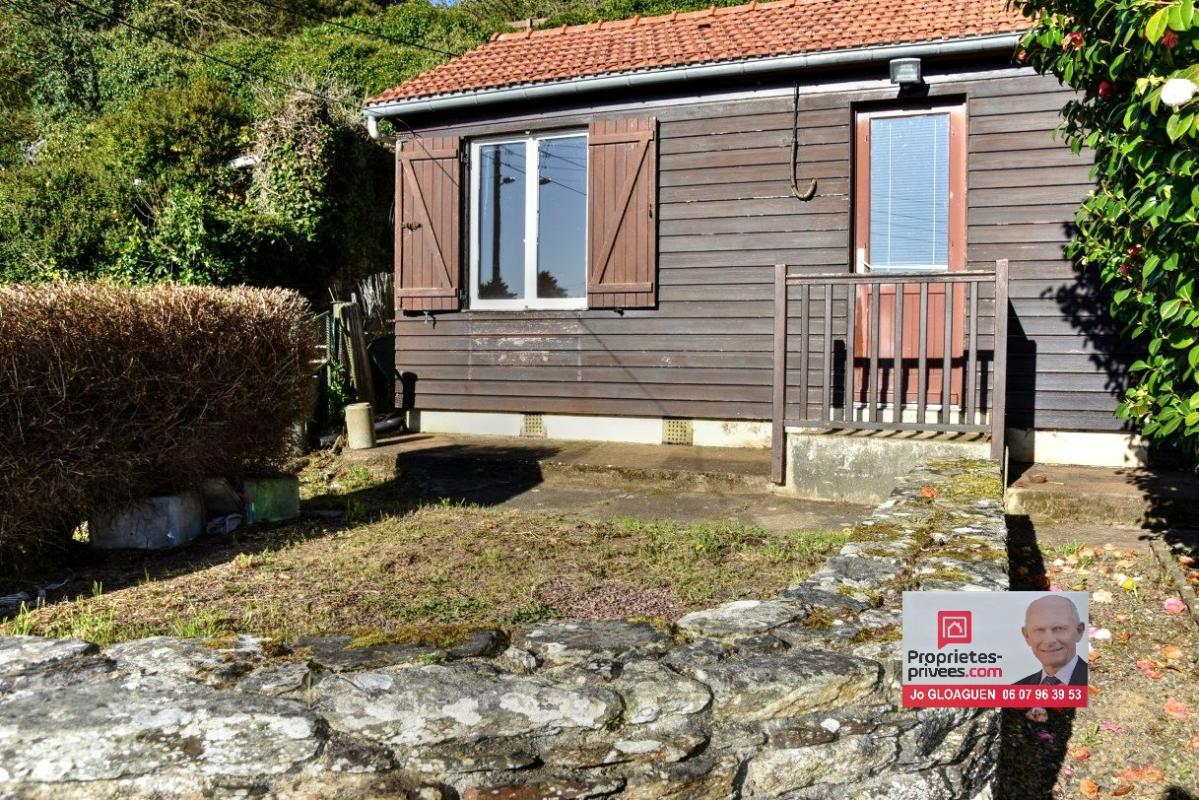 LA ROCHE-DERRIEN Maison de 49 m2 à La Roche Jaudy 1