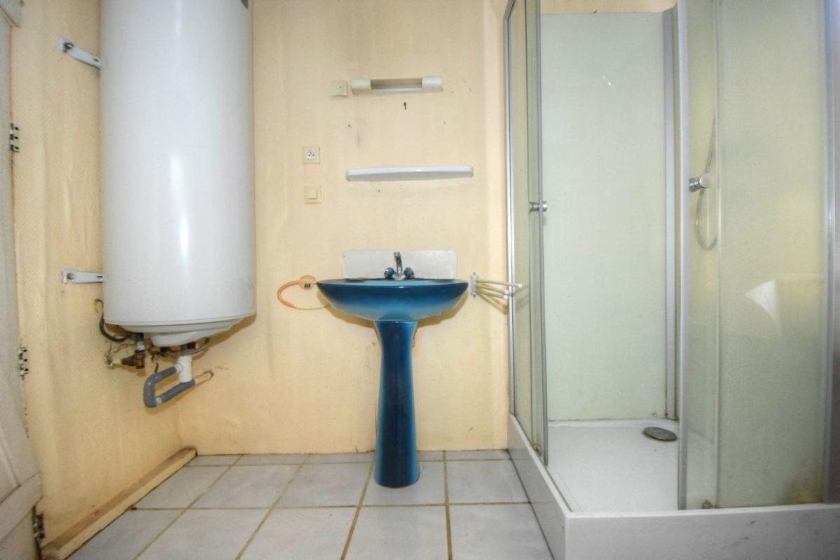 LA ROCHE-DERRIEN Maison de 49 m2 à La Roche Jaudy 17