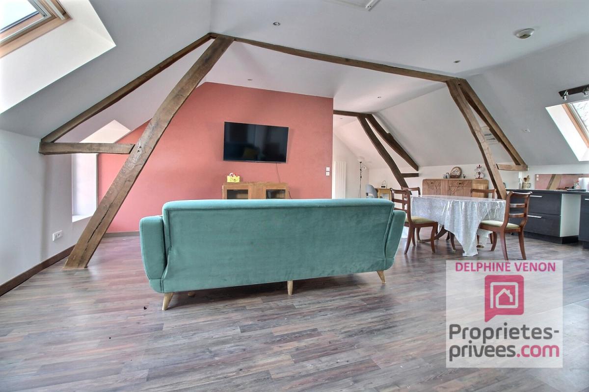 COMBREUX Exclusivité - Auberge / restaurant avec beaucoup de cachet à réhabiliter dans le centre bourg de Combreux 12