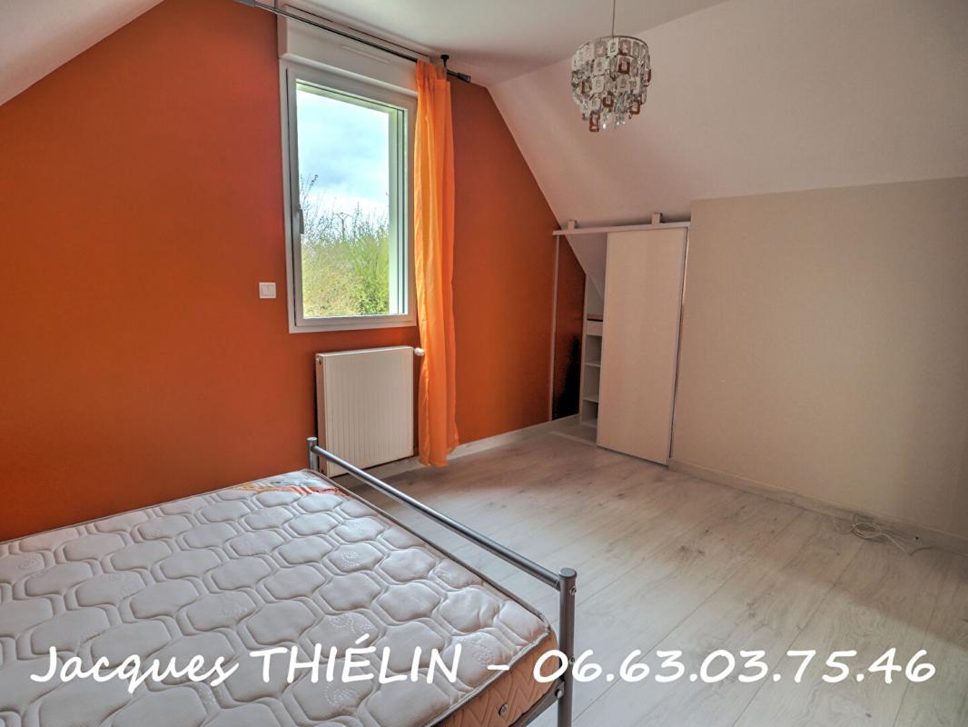 LONGUE-JUMELLES Propriété rare à Longué-Jumelles pour une vie de famille idéale 12