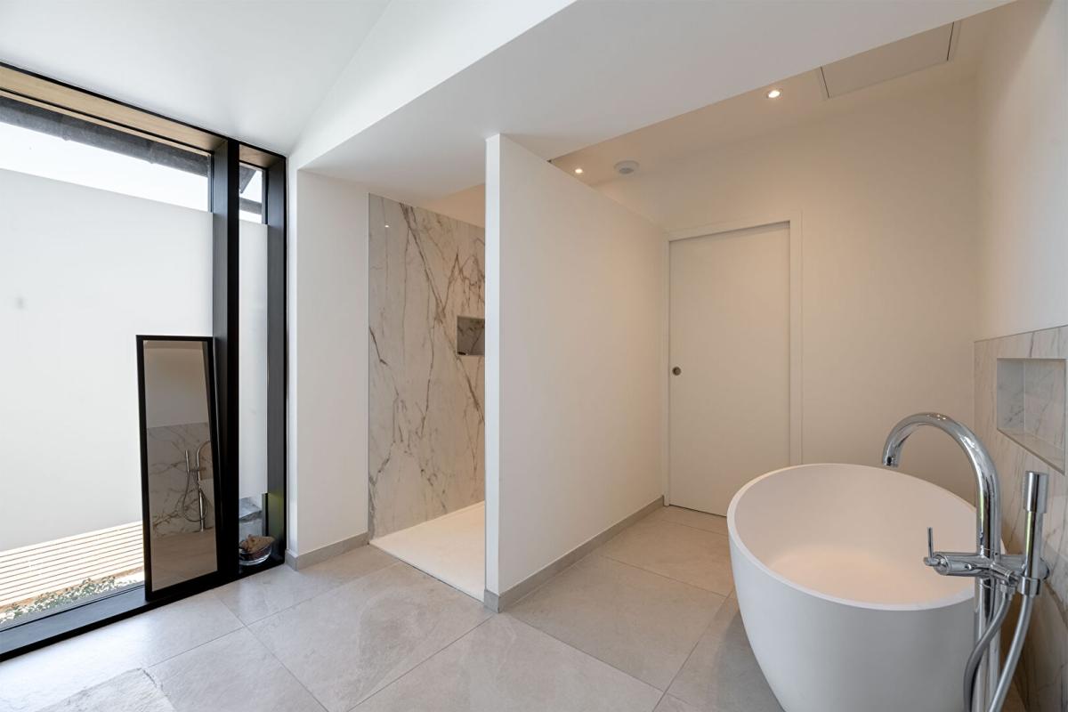 PERIGUEUX Un bien rare, entre élégance contemporaine et confort absolu 9