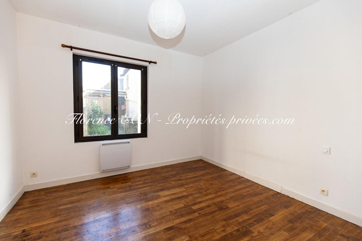 BAIS Appartement  4 pièce(s) 79.85 m2 8