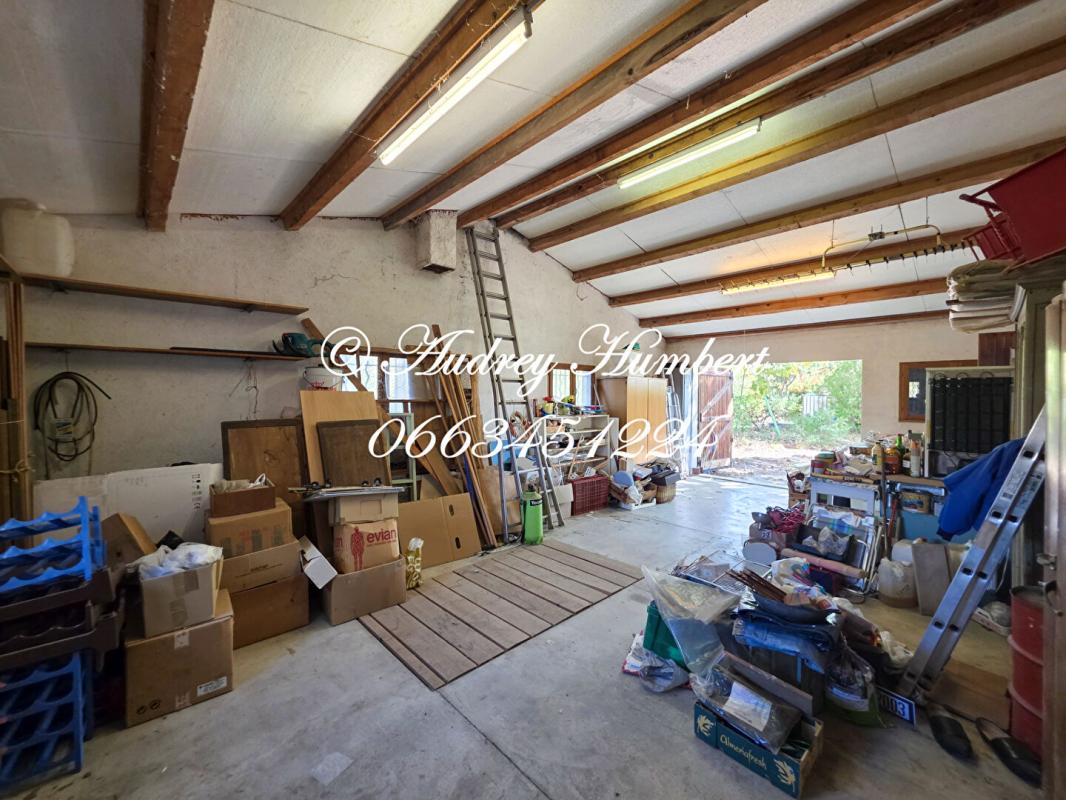 PIERREVERT SOUS OFFRE :EXCLUSIVITE, PIERREVERT, dans un cadre nature et préservé, BELLE VILLA de 122 m² + veranda et garage de 40 m² sur 3000 m² de jardin arboré 18