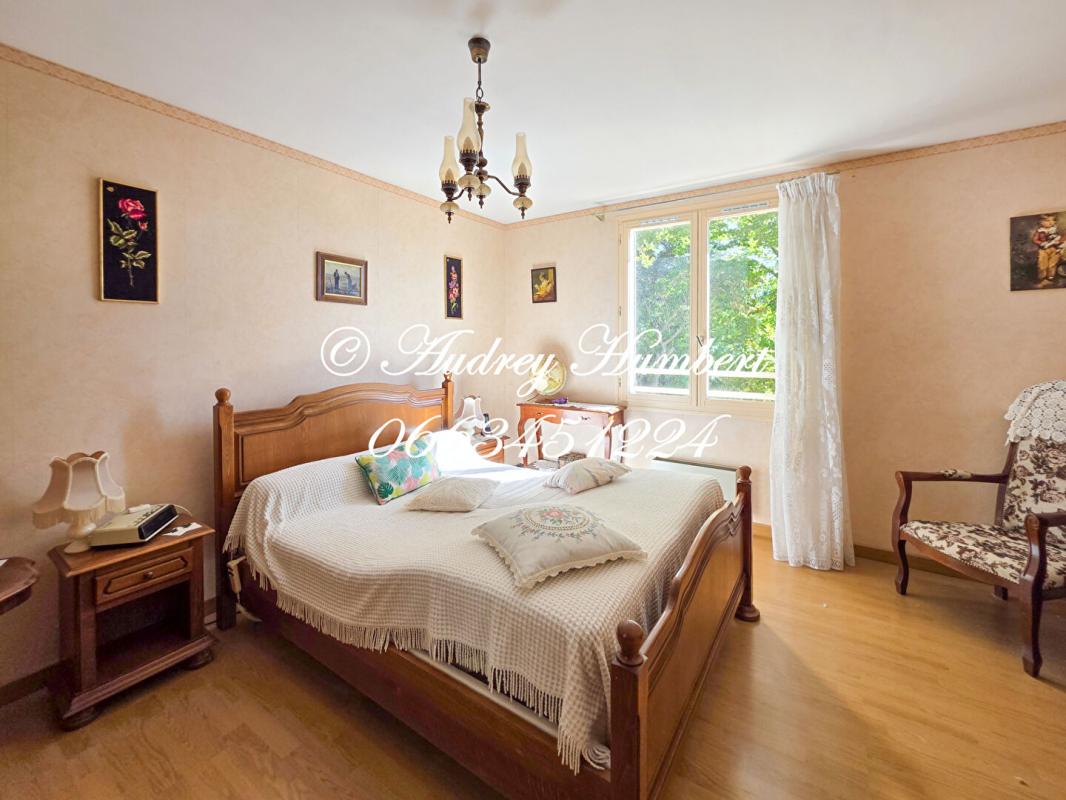 PIERREVERT EXCLUSIVITE, PIERREVERT, dans un cadre nature et préservé, BELLE VILLA de 122 m² + veranda et gargae de 40 m² sur 3000 m² de jardin arboré 6