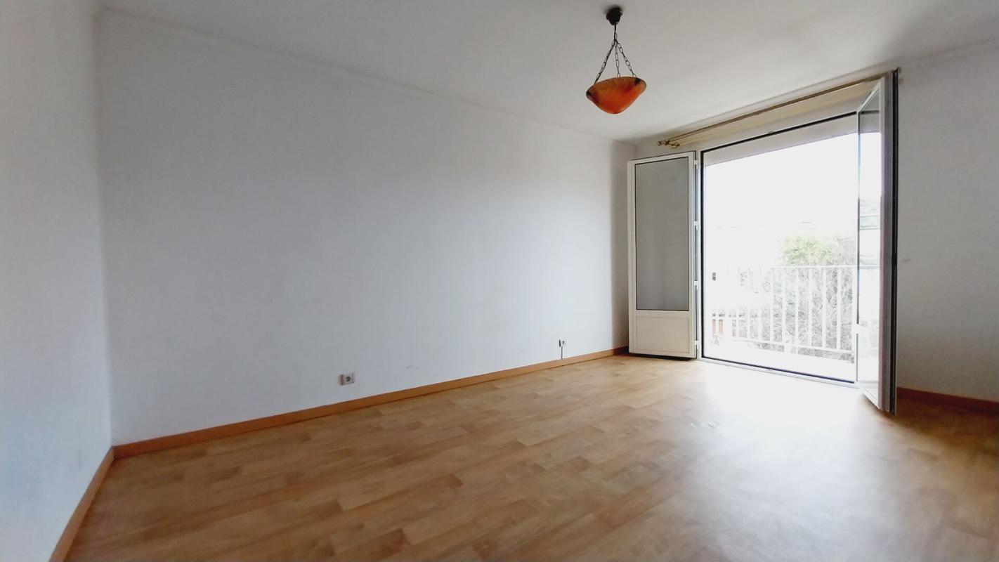 AGEN AGEN 47000 immeuble 6 pièce(s) 181m2 8