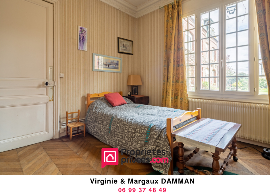 CAUDEBEC-LES-ELBEUF Charme, prestige et potentiel : une demeure d'exception 12