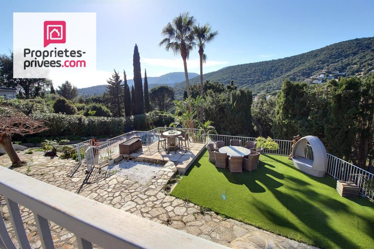 LA CROIX-VALMER Villa La Croix Valmer Domaine de Barbigoua 4