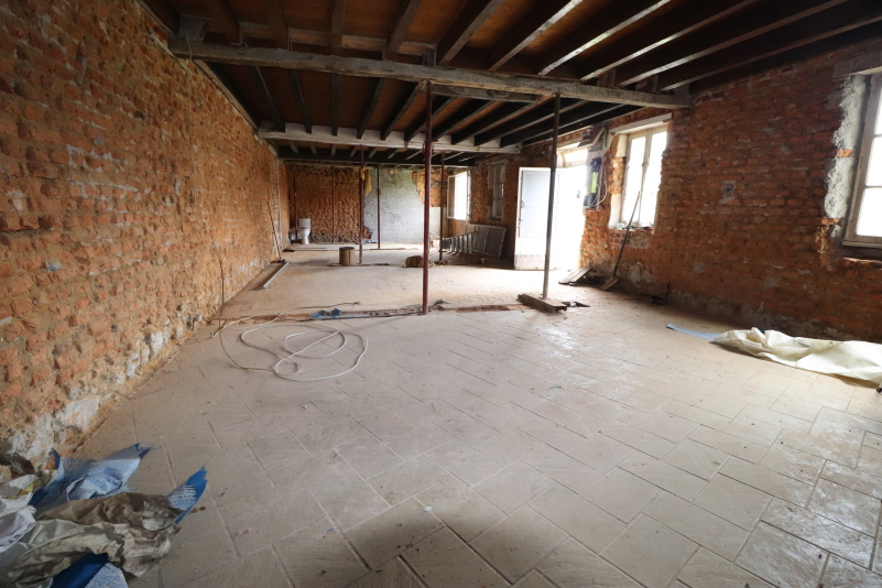 LUCENAY-LES-AIX Maison Lucenay Les Aix 2 pièce(s) 140 m2 6