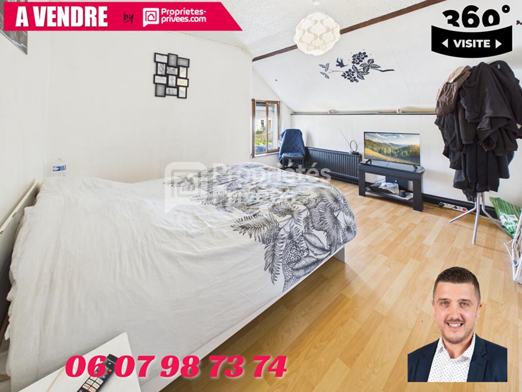 SAINT-MICHEL Grande maison avec terrain, garage et deux logements indépendants 10