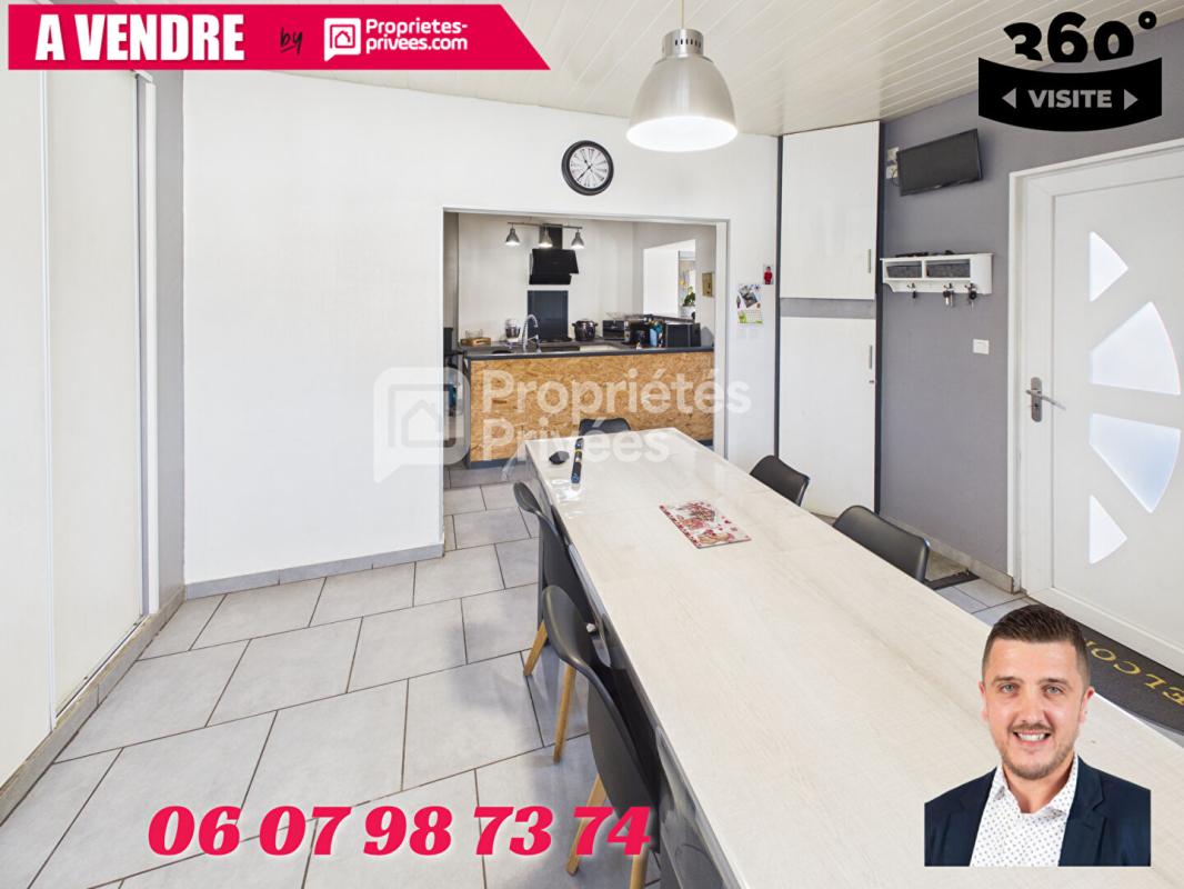 SAINT-MICHEL Grande maison avec terrain, garage et deux logements indépendants 7