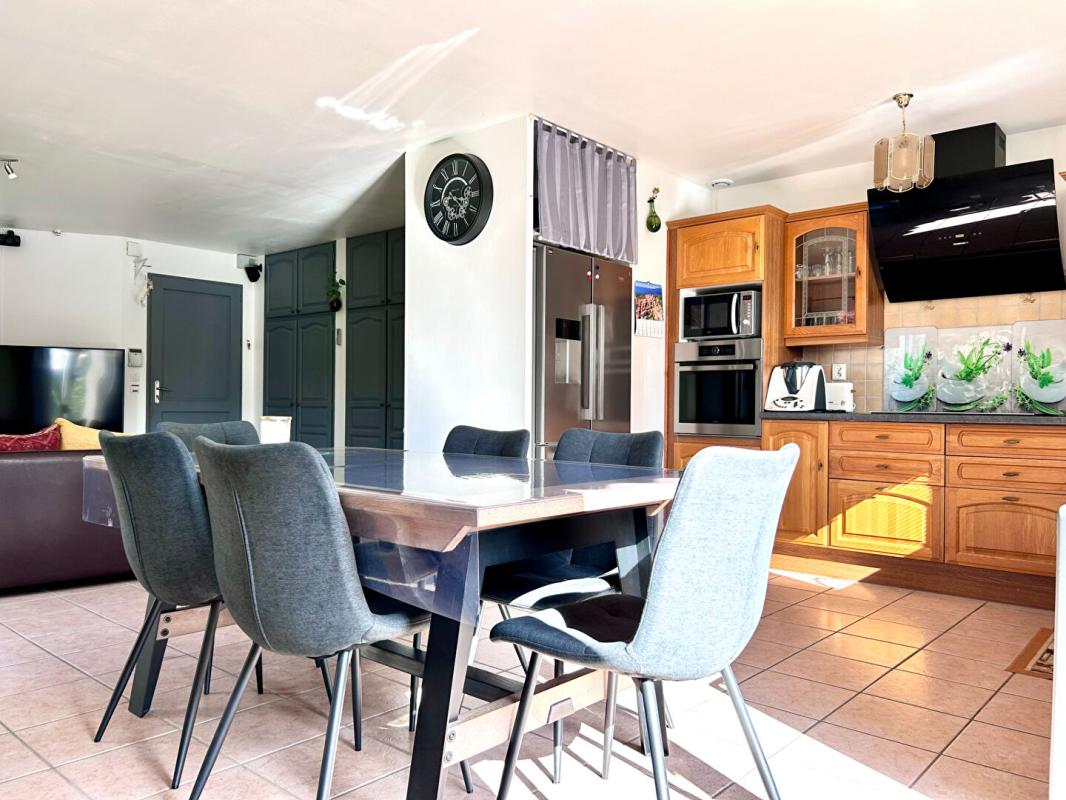 LONGESSAIGNE Maison 158 m² Longessaigne 6 chambres 7