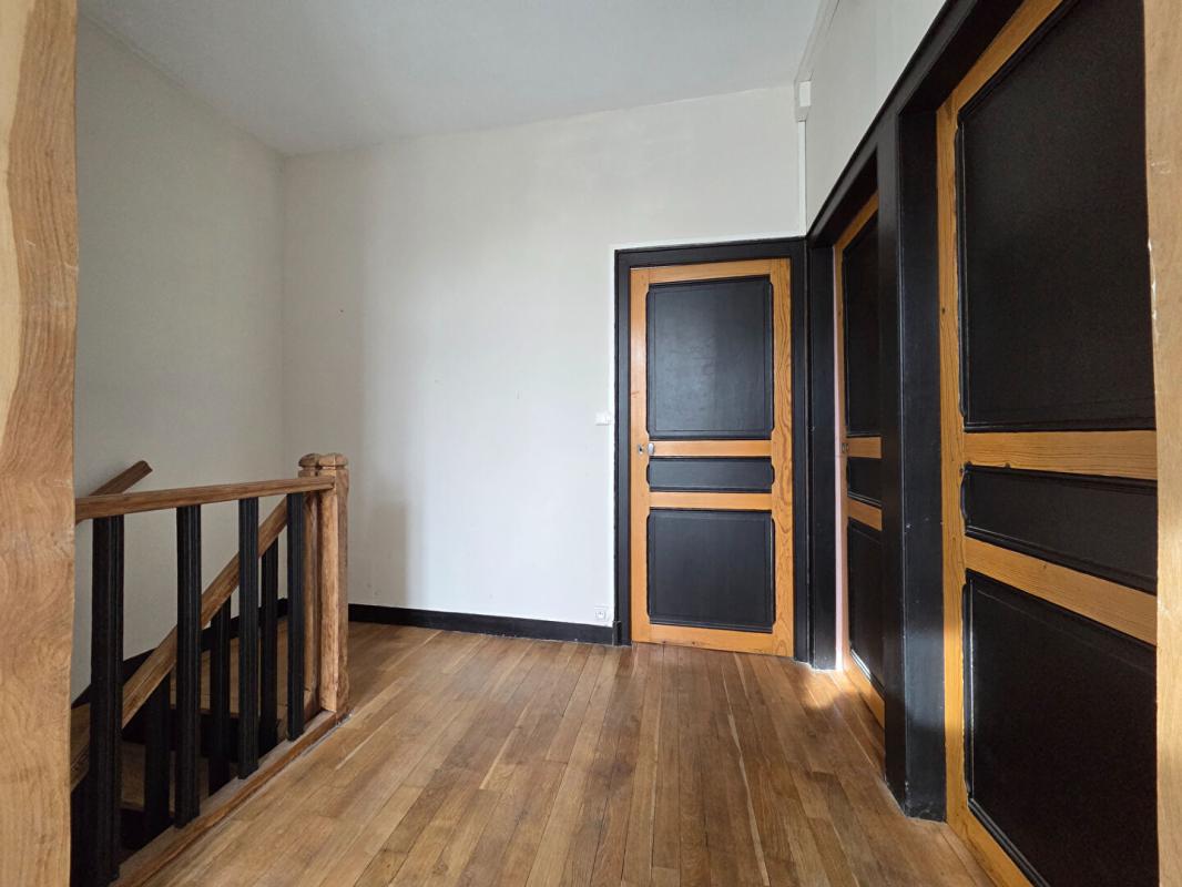 ANGERVILLE 18 MIN ANGERVILLE 10