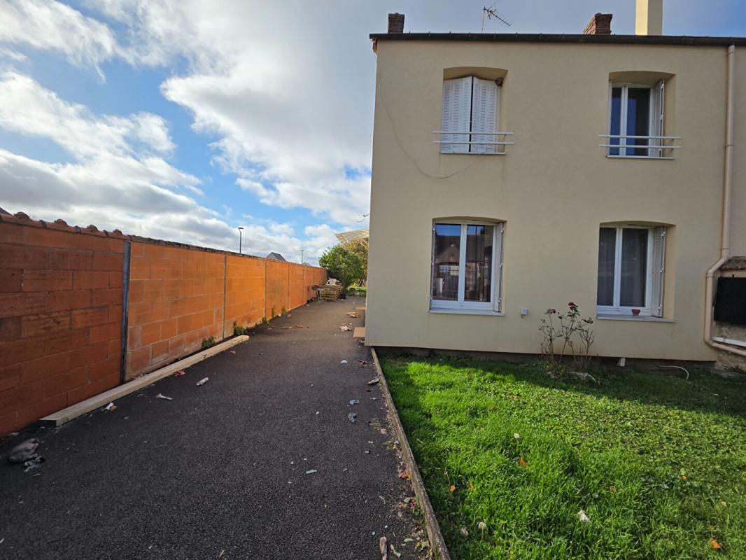 ANGERVILLE 18 MIN ANGERVILLE 14