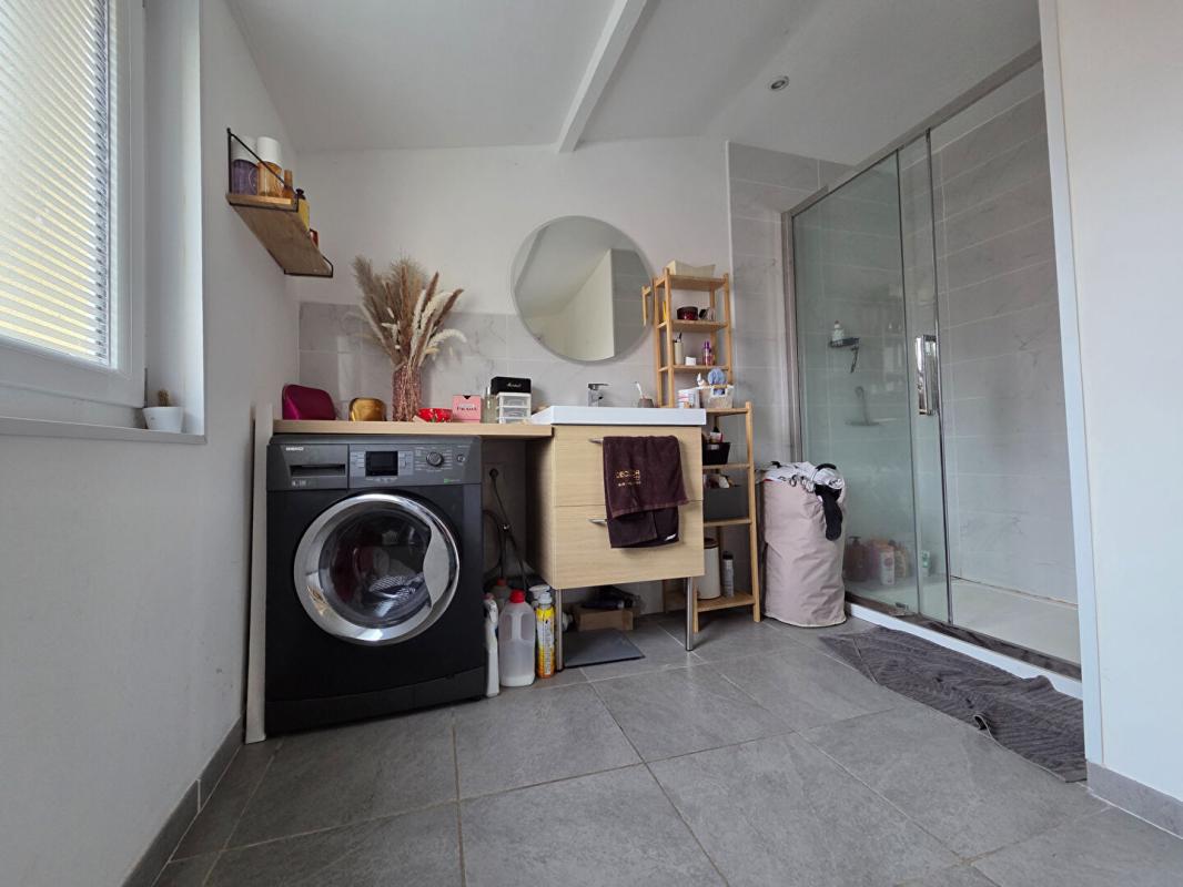 ANGERVILLE 18 MIN ANGERVILLE 8