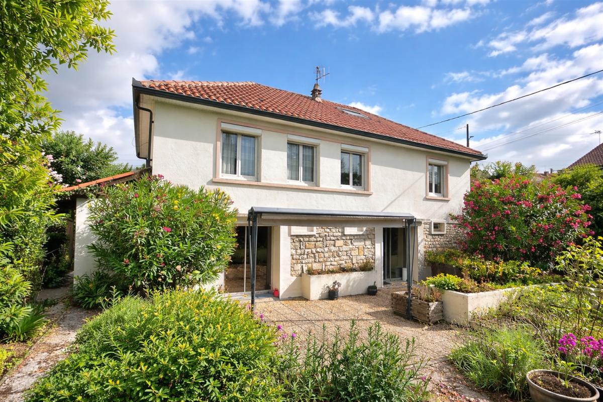 CAHORS Cahors maison 4/5 chambres proche centre ville 1