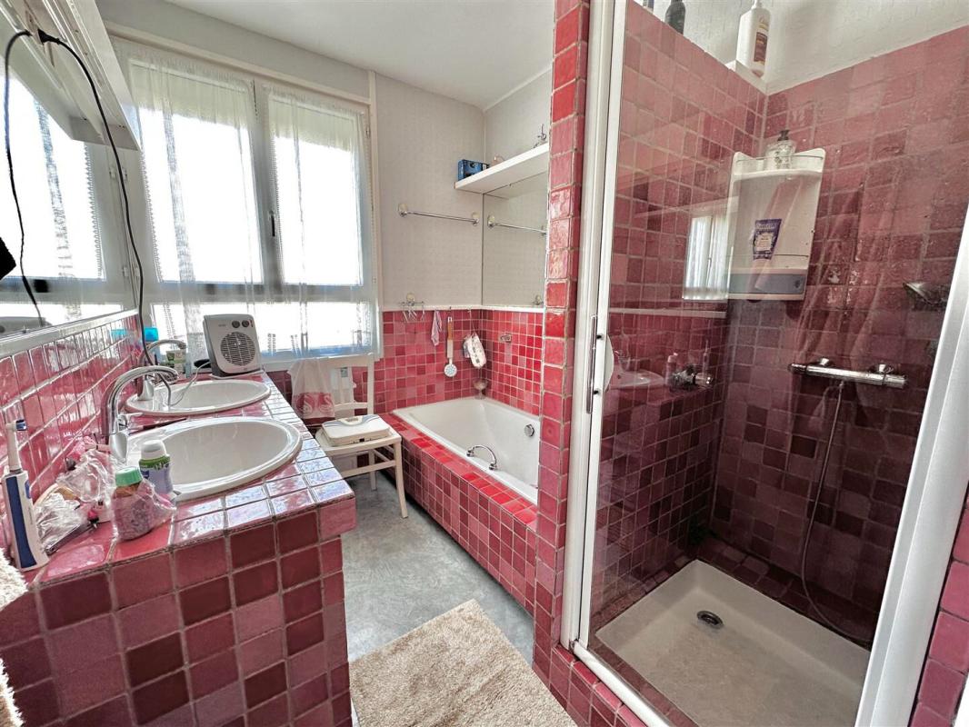 CAHORS Cahors maison 4/5 chambres proche centre ville 12