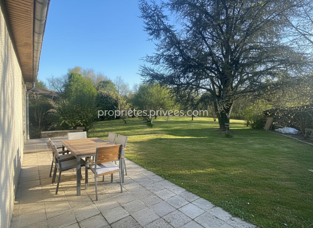 LORMES Maison Lormes 4 pièce(s) 126 m2 3