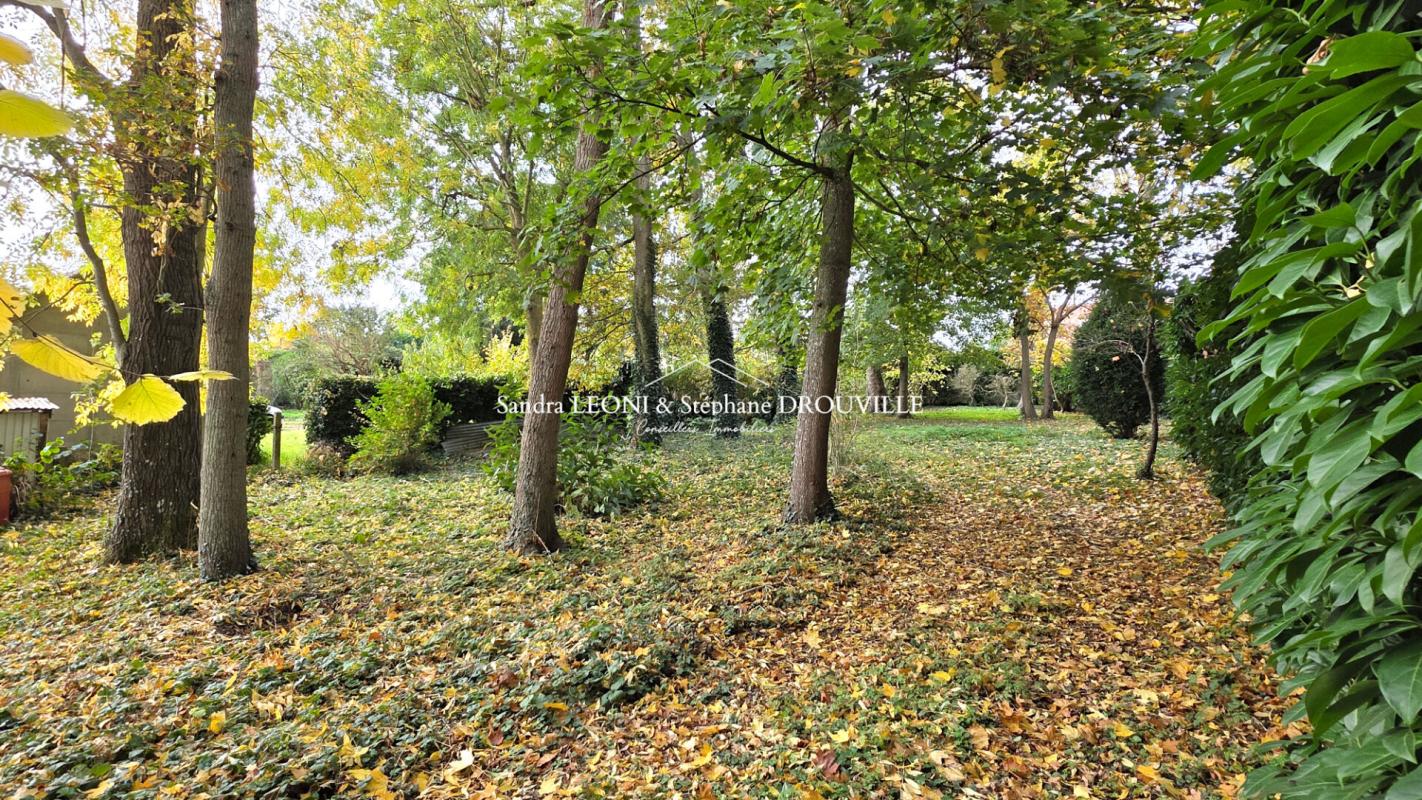 JOUY JOUY - RAVISSANTE MAISON de 129 m²  4 pièces 18