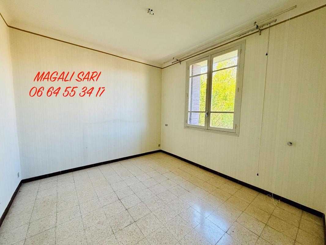 ALES Maison en Pierre Ales 8 pièce(s) 156 m2 6