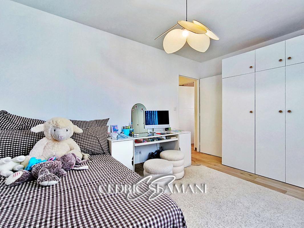 PENNAUTIER MAISON 124 M2, 3 CHAMBRES, SALON, CUISINE, GARAGE, JARDIN, TERRASSE, 2 WC, SDB, SALLE D EAU 13