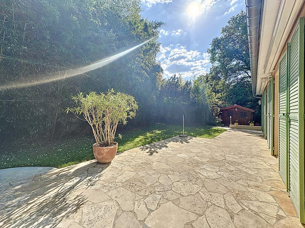 IGNY Vivre au rythme de la forêt , superbe maison familiale sans vis-à-vis 16