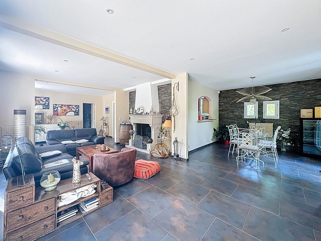 IGNY Vivre au rythme de la forêt , superbe maison familiale sans vis-à-vis 6