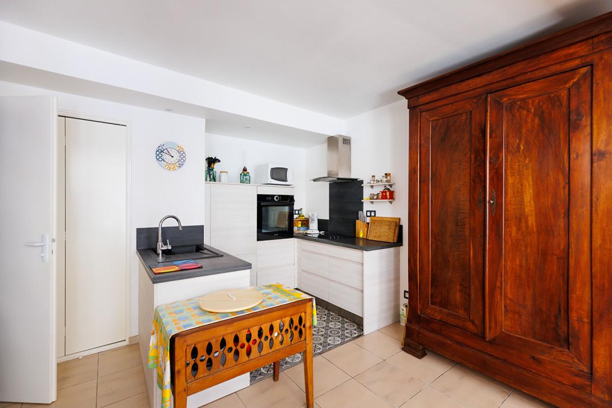 SALIES-DE-BEARN Charmante maison de ville restaurée de 4 pièces 4